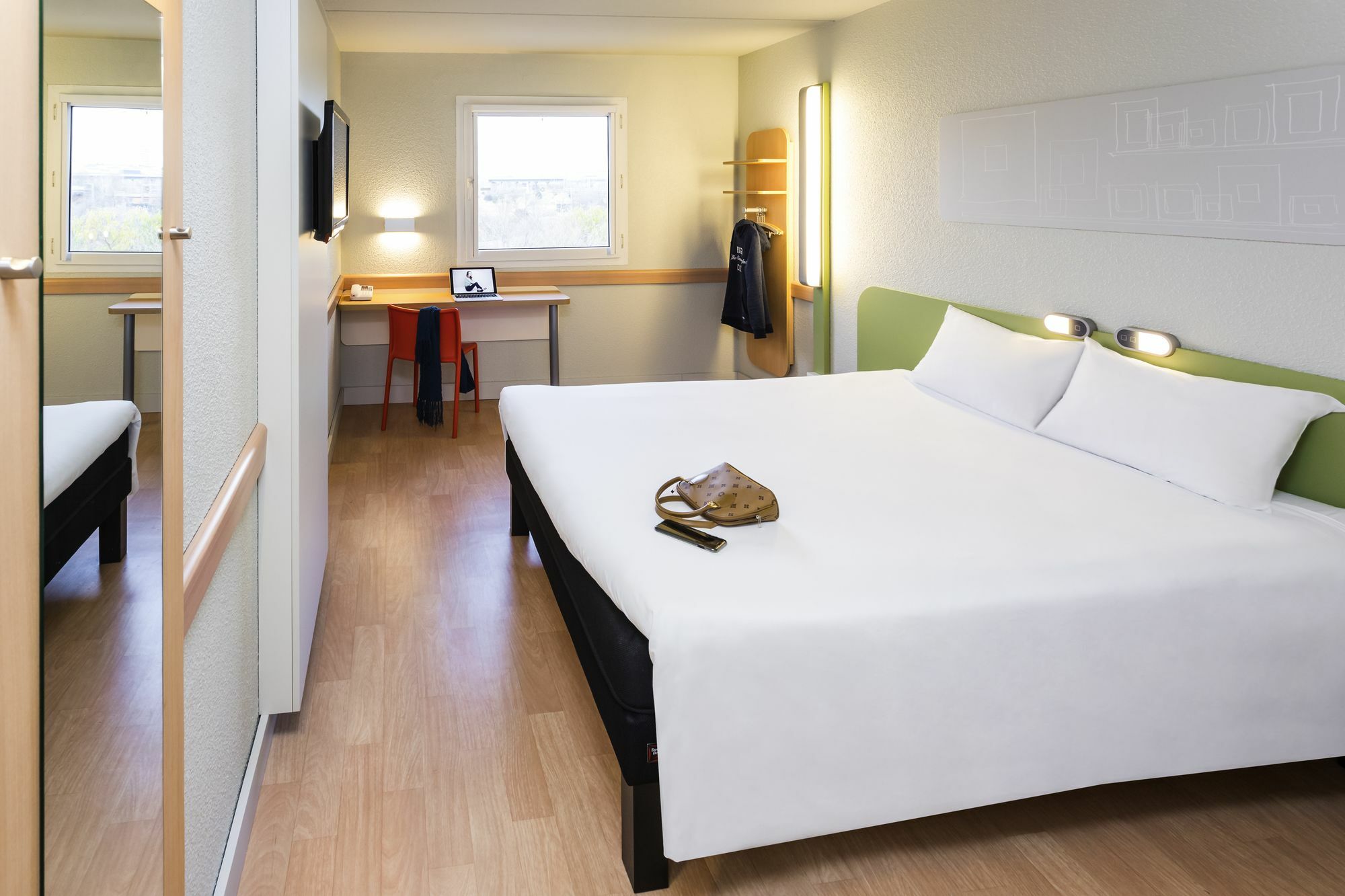 Ibis Budget Madrid Alcorcón Móstoles Exterior foto